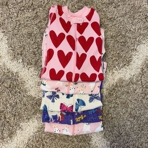 Hanna Andersson girls pajamas. Size 12-18 months